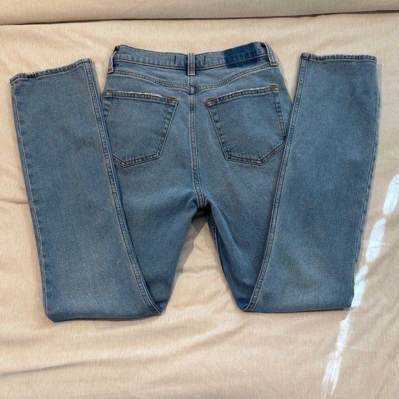 Abercrombie & Fitch The ’90s Slim Straight Ultra High Rise Jeans — Cross Button - Picture 5 of 5